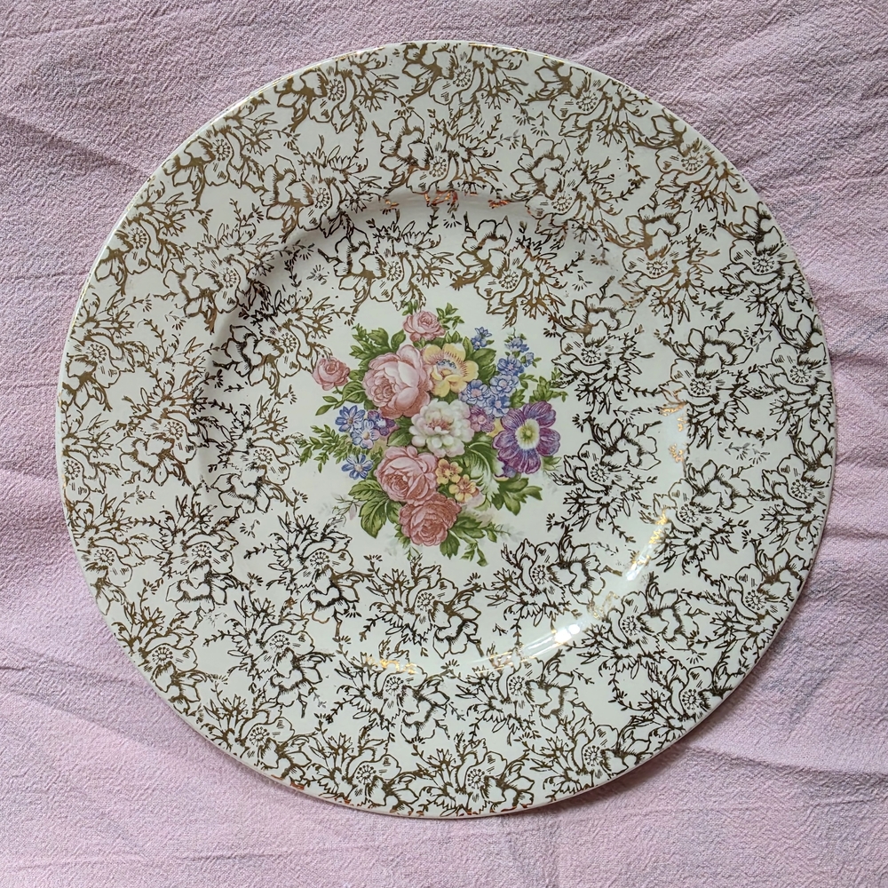Atlas China USA 22K Floral Patterned Dinner Plate